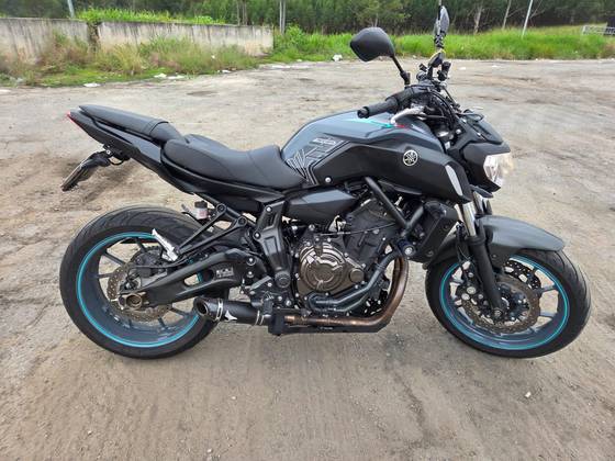 YAMAHA MT-07 ABS YAMAHA MT-07 ABS